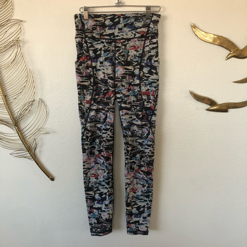 Lululemon Break Free Tight (25")